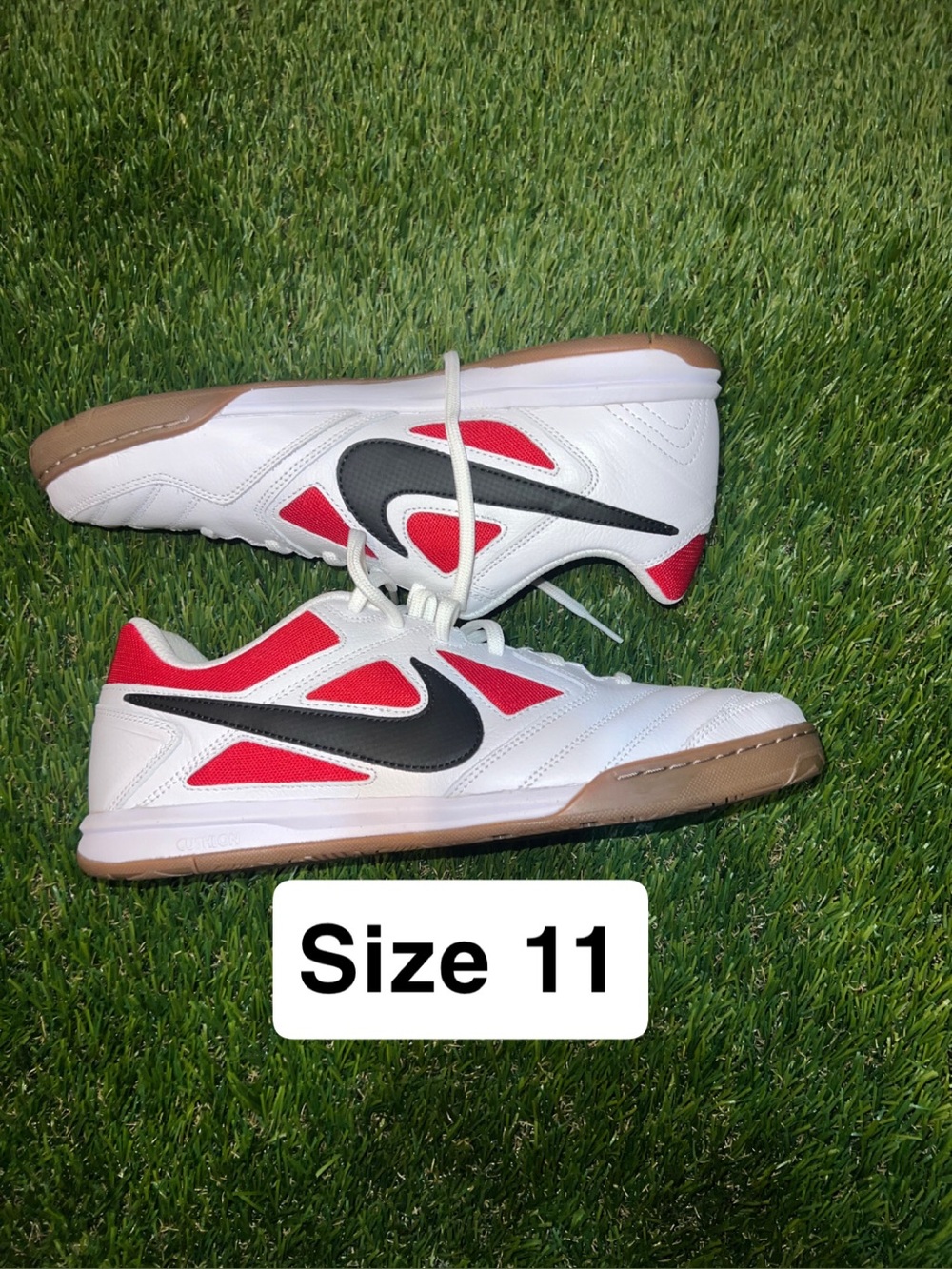 Nike gato shoe